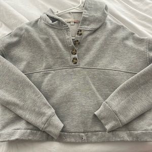 Gianni Bini cropped sweatshirt